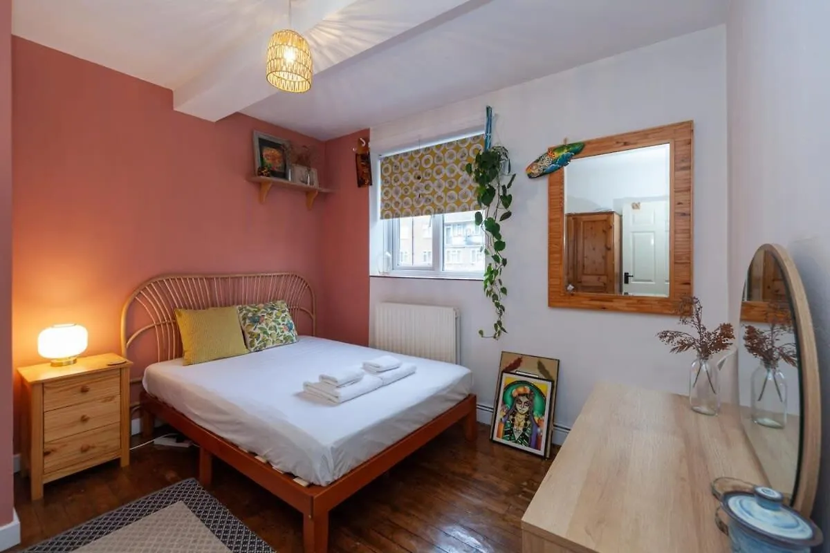Stylish 1 Bedroom Apartment In Hackney London