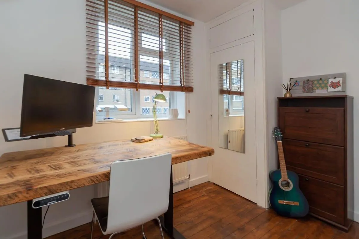 Stylish 1 Bedroom Apartment In Hackney London