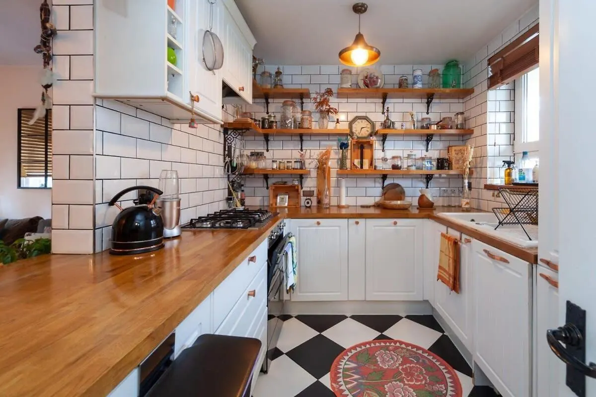 Stylish 1 Bedroom Apartment In Hackney London